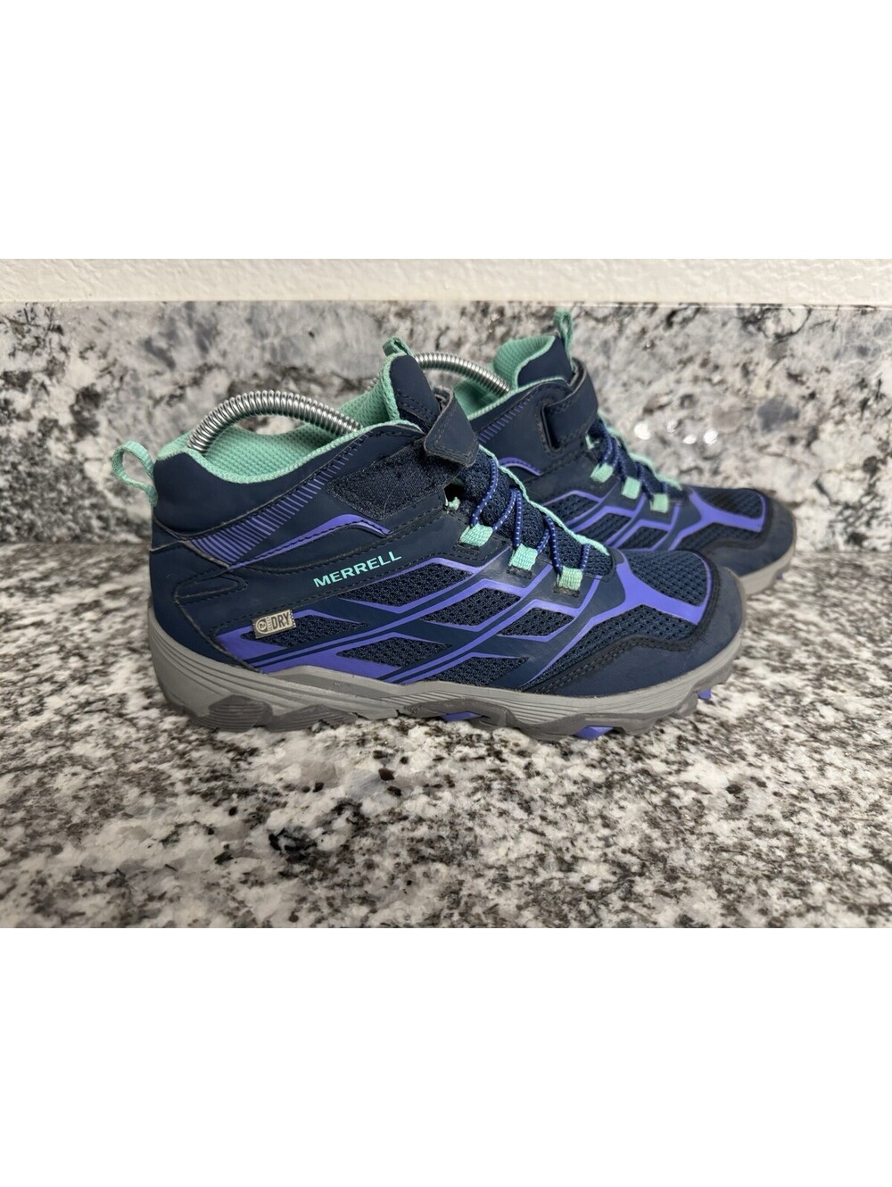 Girl’s Merrell Moab Mid Waterproof Boots Size US 5.5 Hiking Outdoor GorpCore Kid